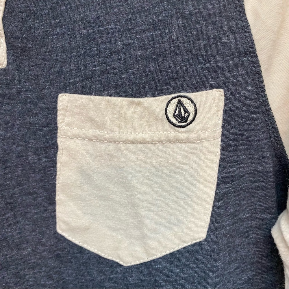 Volcom‎ Long Sleeve Hoodie Shirt, Size S - Picture 5 of 6
